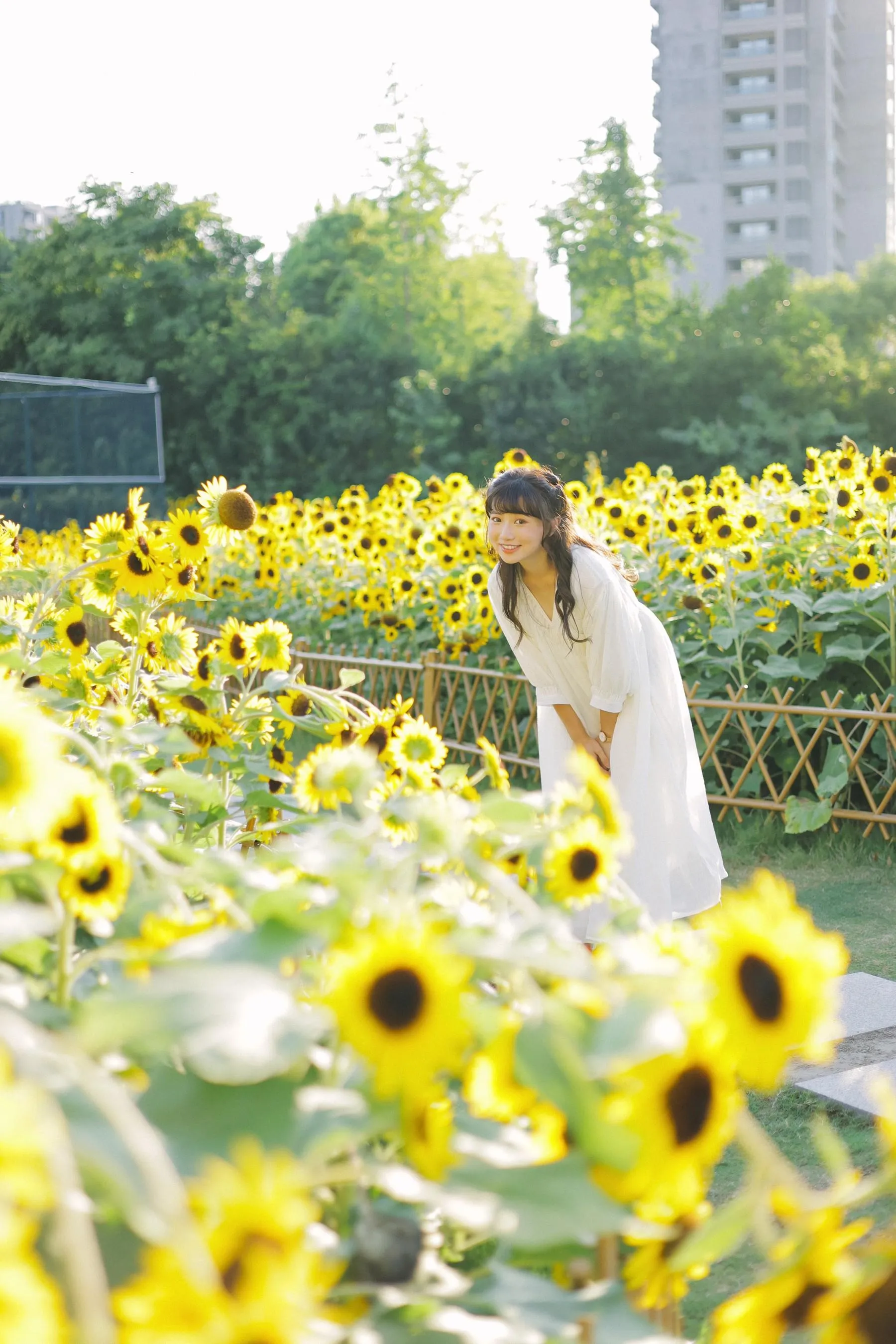 [YITUYU艺图语]2022.08.29 阳光下的花和你 蓝胖子- [25P]插图3